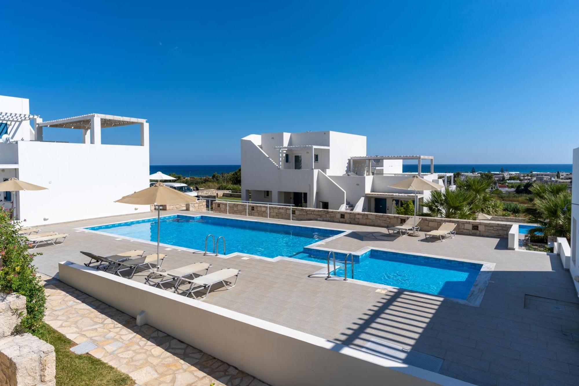 Triton Sea View Villa 耶奥伊乌波利斯 外观 照片