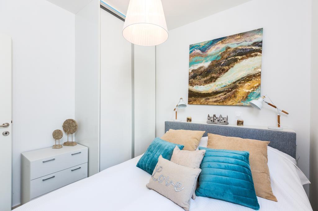 Triton Sea View Villa 耶奥伊乌波利斯 外观 照片